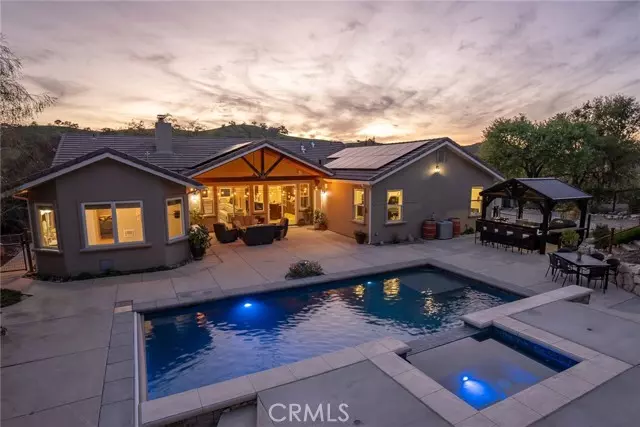 Paso Robles, CA 93446,9960 Sunfish Circle