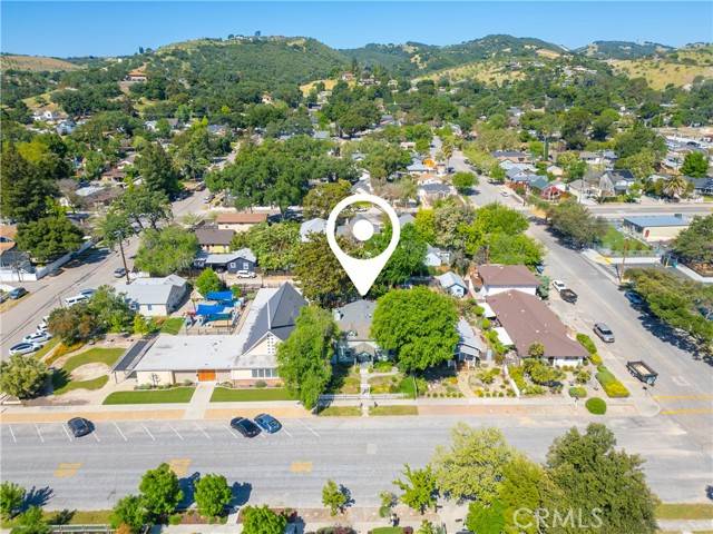 1529 Oak Street, Paso Robles, CA 93446