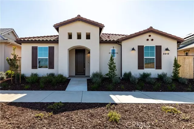 2213 Clubhouse Drive, Paso Robles, CA 93446