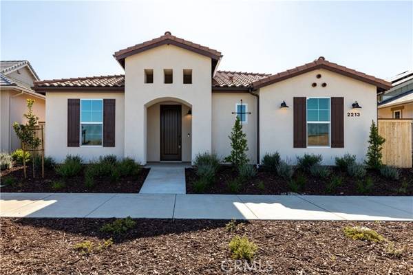 2213 Clubhouse Drive, Paso Robles, CA 93446