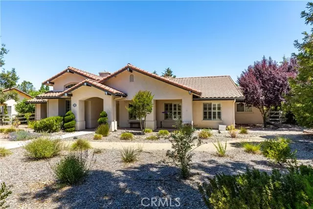 1720 Sandalwood Lane, Templeton, CA 93465