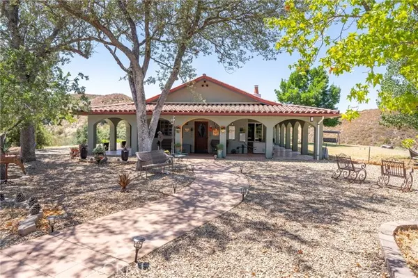 9785 Huer Huero Road, Creston, CA 93432