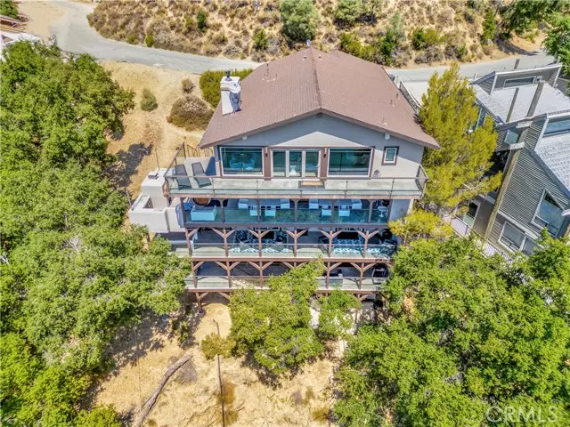 2880 Lands End Road, Bradley, CA 93426