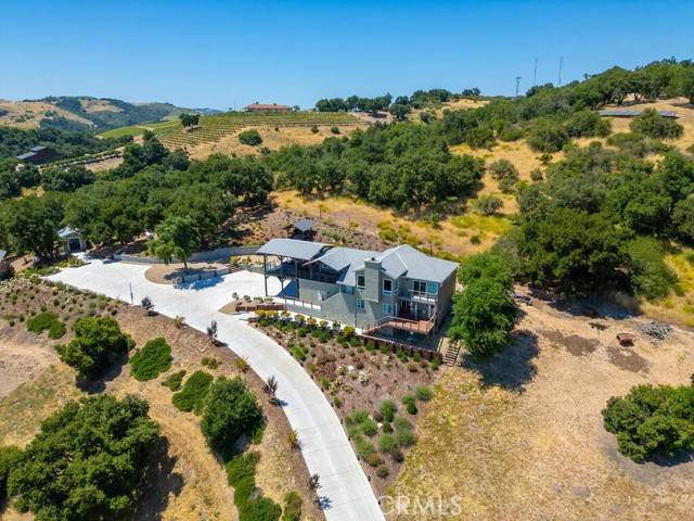 2372 Our Hill Lane, Paso Robles, CA 93446