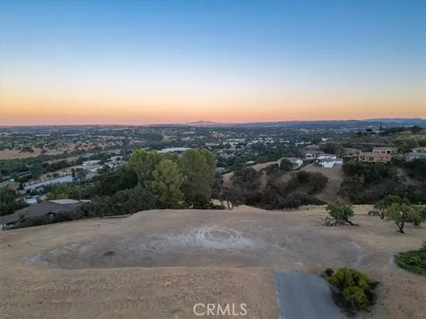 Paso Robles, CA 93446,3630 Lorraine Way