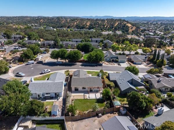 343 Arabian Lane, Paso Robles, CA 93446