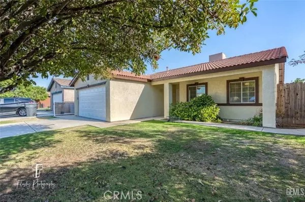 227 Misty Meadow Drive, Bakersfield, CA 93308