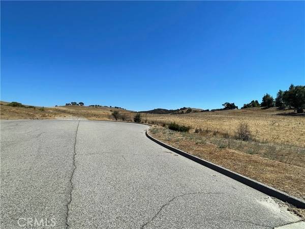 Paso Robles, CA 93446,2140 Holly