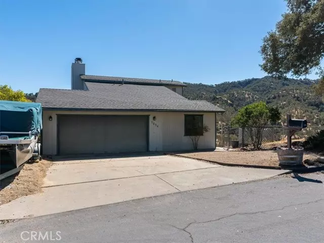 5034 Meadow Lark Lane, Paso Robles, CA 93446