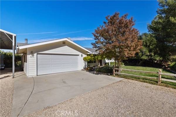 6270 Wild Horse Place, Paso Robles, CA 93446