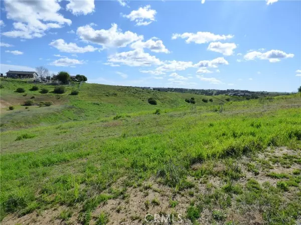 Paso Robles, CA 93446,5940 Forked Horn