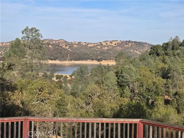 5505 Whispering Pines Lane, Paso Robles, CA 93446