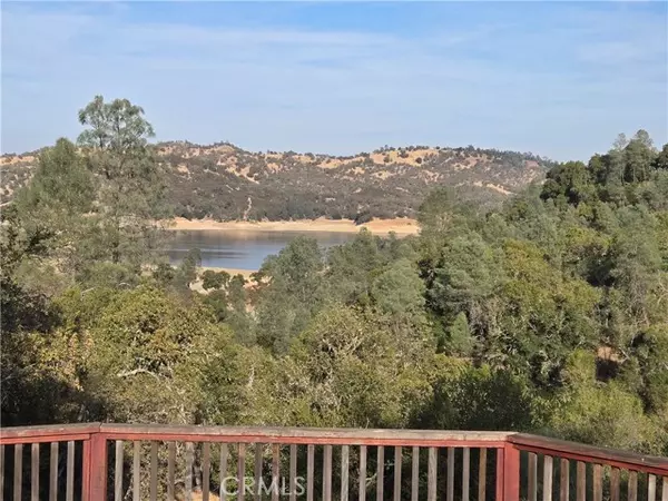 5505 Whispering Pines Lane, Paso Robles, CA 93446