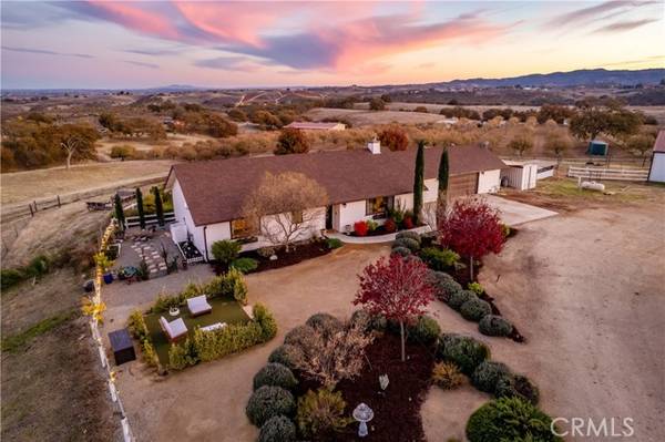 7245 Nonpariel Road, Paso Robles, CA 93446