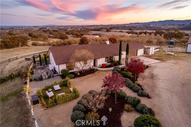 7245 Nonpariel Road, Paso Robles, CA 93446