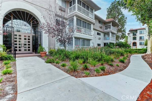 969 Calle Aragon #2F, Laguna Woods, CA 92637