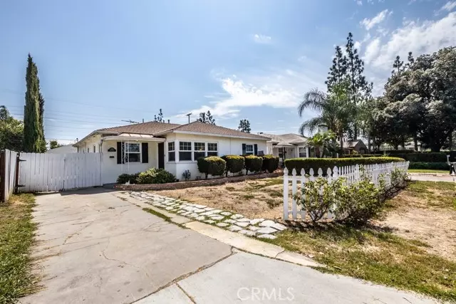 Santa Ana, CA 92706,1725 Poinsettia Street