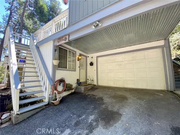 23655 Manzanita Drive, Crestline, CA 92325