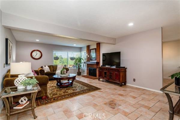 Anaheim Hills, CA 92807,707 S PASEO CUMBRE