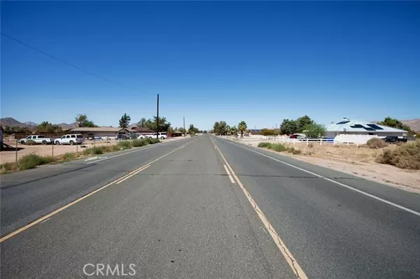 Apple Valley, CA 92307,14777 Navajo