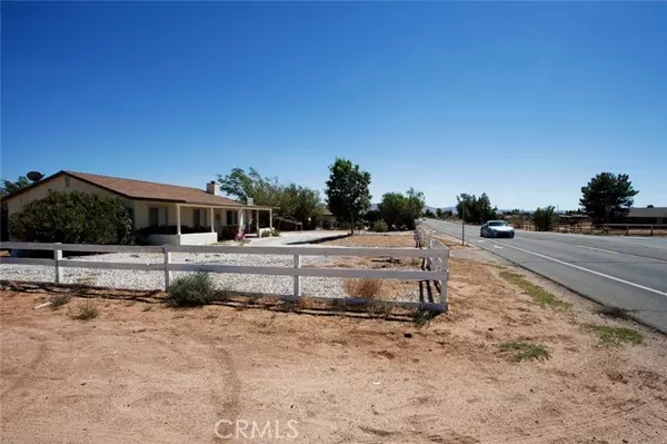 Apple Valley, CA 92307,14777 Navajo