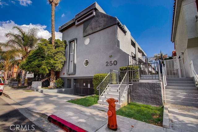 250 W Spazier Avenue #204, Burbank, CA 91502