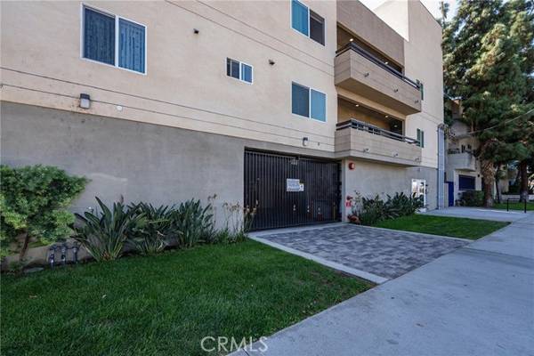 North Hollywood, CA 91605,11740 Vanowen Street