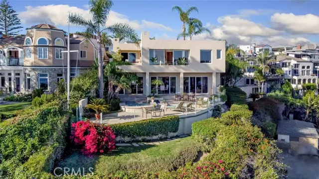 212 Hazel Drive, Corona Del Mar, CA 92625