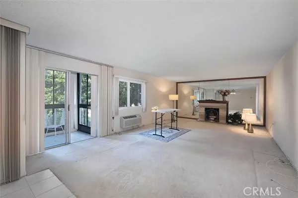 Laguna Woods, CA 92637,2403 Via Mariposa W #1B