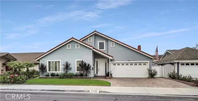 17792 Crestmoor Lane, Huntington Beach, CA 92649