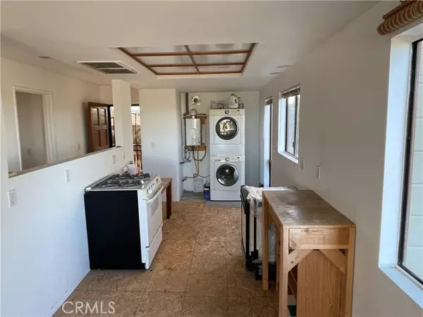 Costa Mesa, CA 92627,2205 Pacific Avenue #201