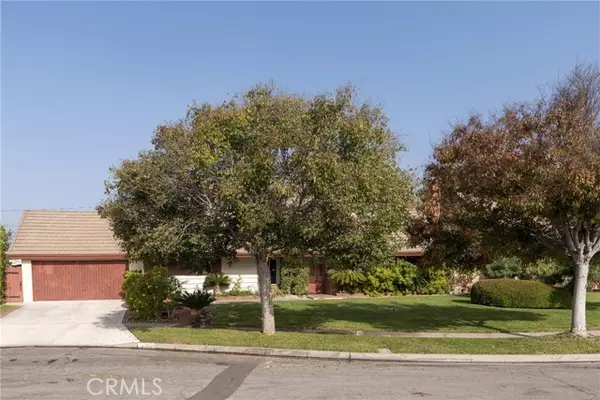 2515 W Beryl Avenue, Anaheim, CA 92804