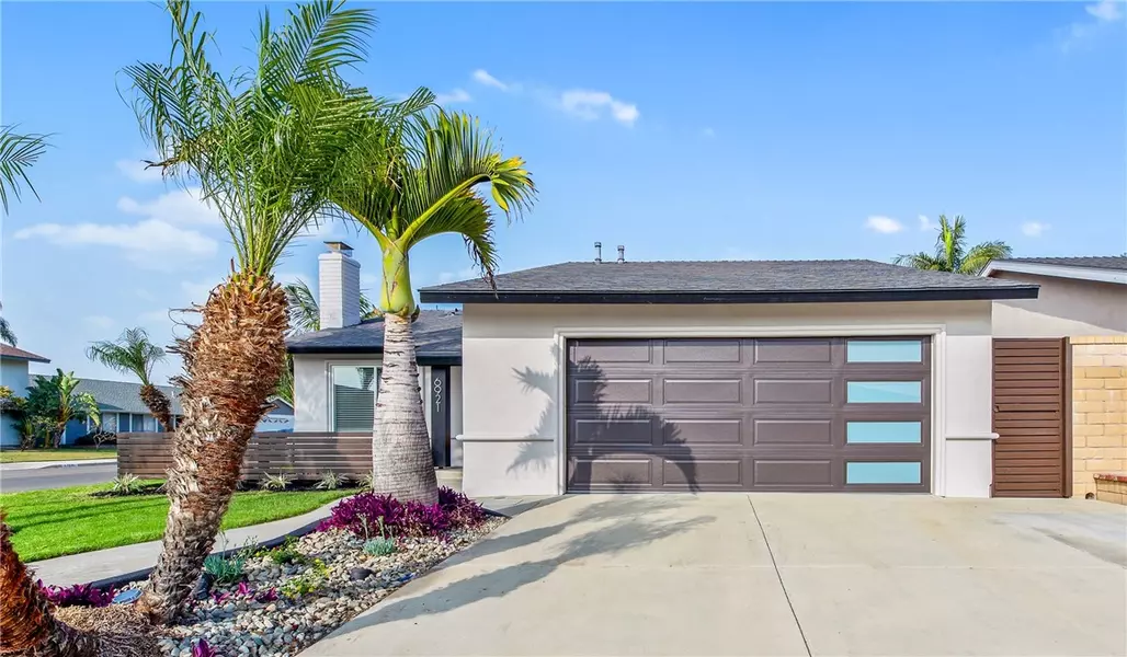 6921 Tucana Dr., Huntington Beach, CA 92647