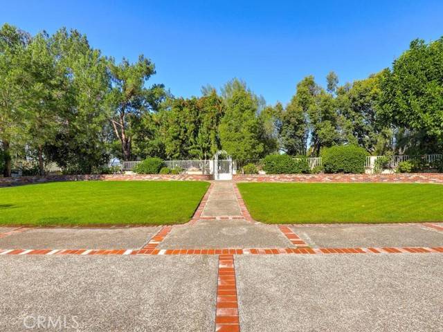 25421 Coach Springs Lane, Laguna Hills, CA 92653