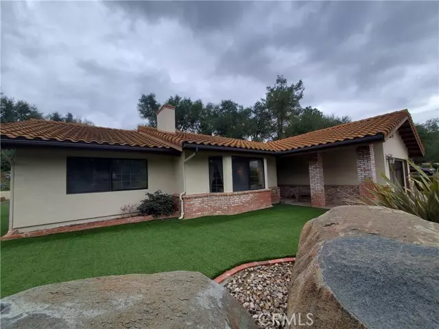 Escondido, CA 92026,28415 Glenmeade Way