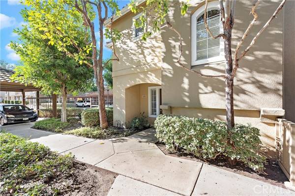 Tustin, CA 92782,195 Gallery Way