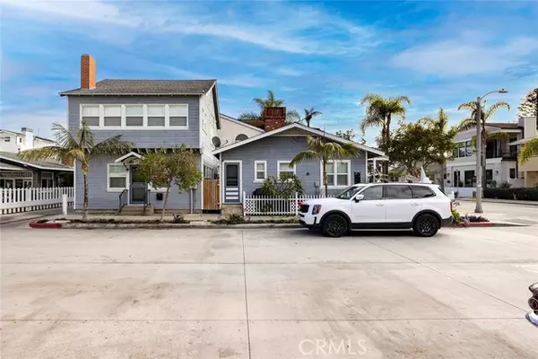 110 E Bay Avenue, Newport Beach, CA 92661