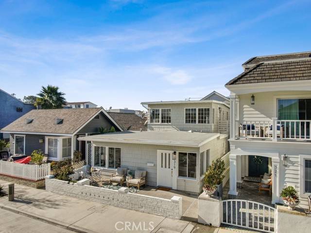 319 Montero Street, Newport Beach, CA 92661