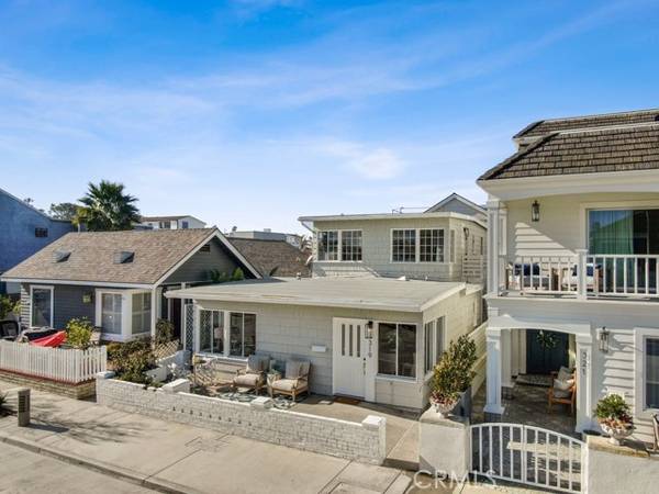 319 Montero Street, Newport Beach, CA 92661