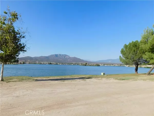 Aguanga, CA 92536,940 Deerhaven