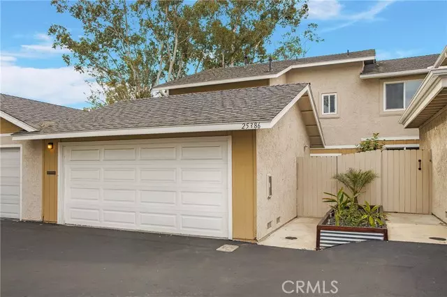 Lake Forest, CA 92630,25386 Gemini Lane #3