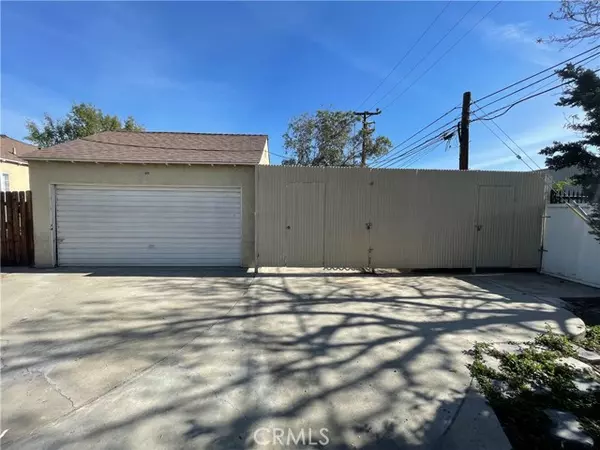 Sun Valley, CA 91352,8020 Wheatland Avenue