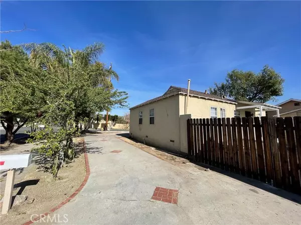 Sun Valley, CA 91352,8020 Wheatland Avenue