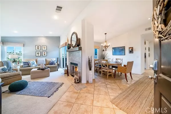 Dana Point, CA 92629,26 Corniche Drive #F