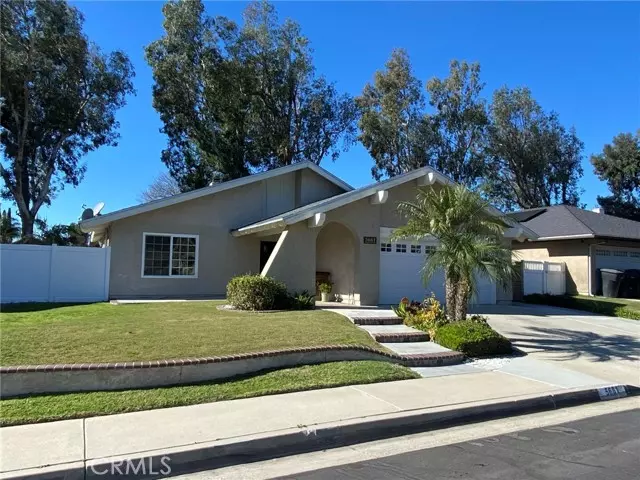 Yorba Linda, CA 92886,5681 Amberdale Drive