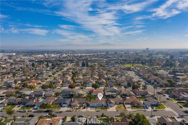 Huntington Beach, CA 92647,15292 Nottingham Lane