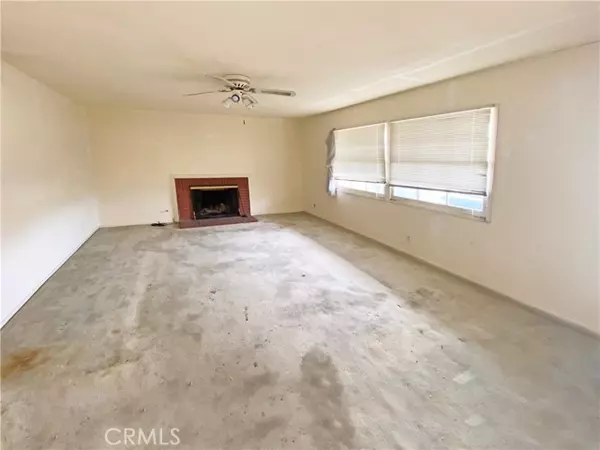 Huntington Beach, CA 92647,8472 Valencia Drive