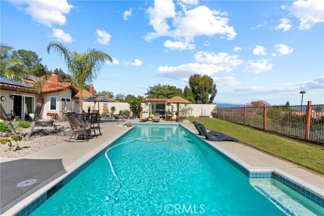 1410 Mandeville Drive, Escondido, CA 92029