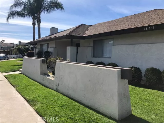 18711 Demion Lane, Huntington Beach, CA 92646