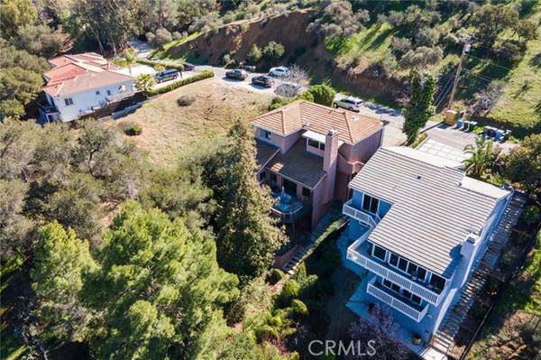 28191 Laura La Plante, Agoura Hills, CA 91301